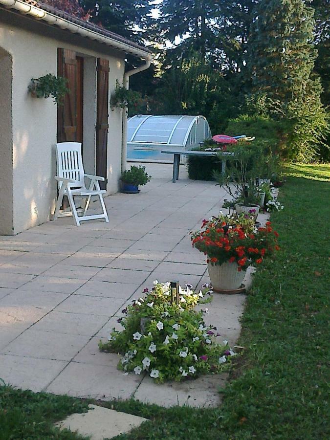 Les Ecureuils Bed & Breakfast Tramoyes Exterior foto